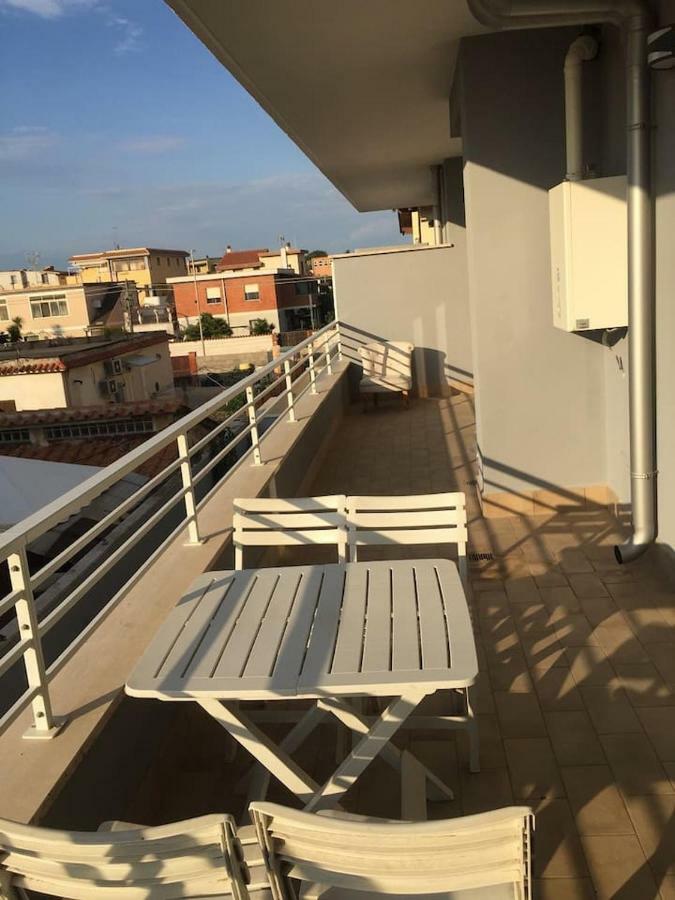 Appartement Sunset House à Fiumicino Extérieur photo