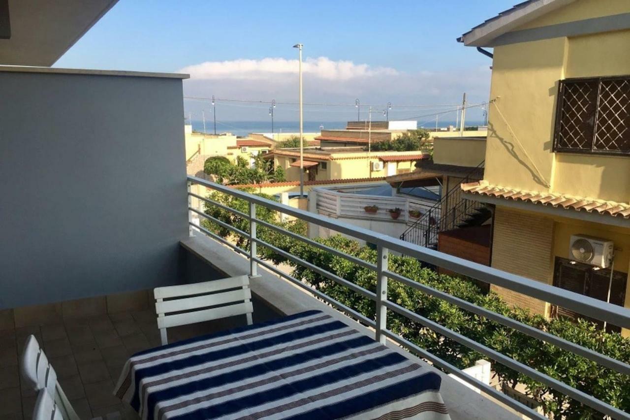 Appartement Sunset House à Fiumicino Extérieur photo